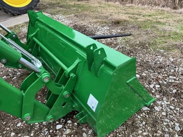 Main image John Deere Bucket